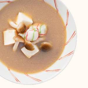 豆腐と手まり麩としめじの味噌汁