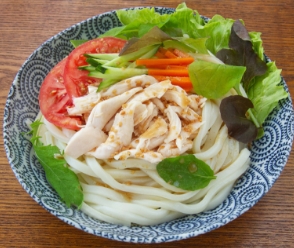 ごま風味サラダうどん